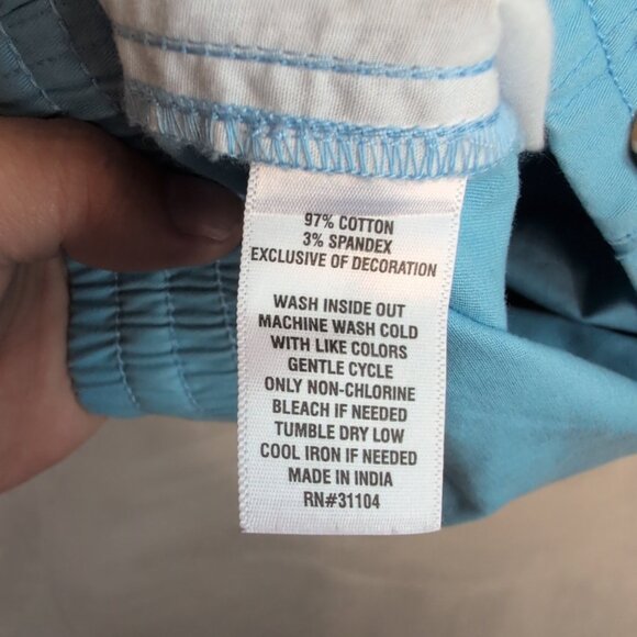 Crown‎ & Ivy Women's Blue Shorts - Size 10 - 5" Inseam - Picture 4 of 11